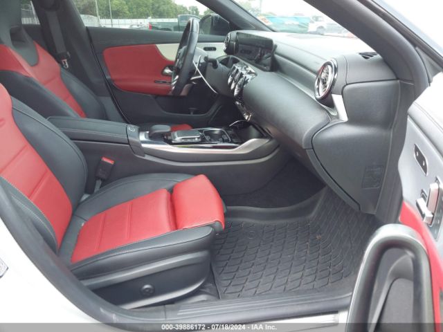 W1K5J5BB3NN284335 Mercedes-Benz Amg Cla 35 4matic