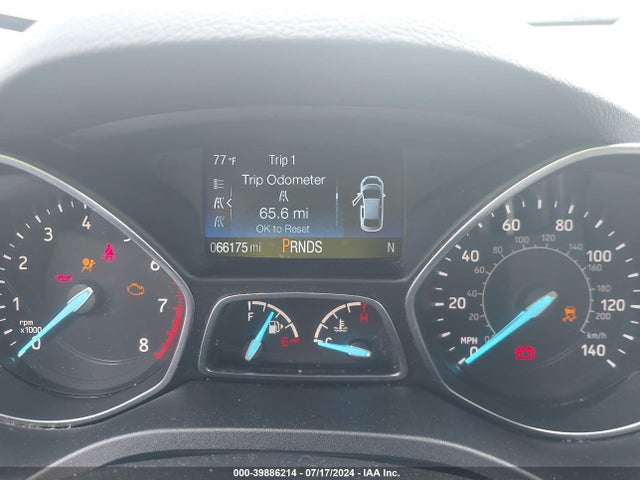 Ford ESCAPE SE 2018 1FMCU9GD2JUC74546 Image 7