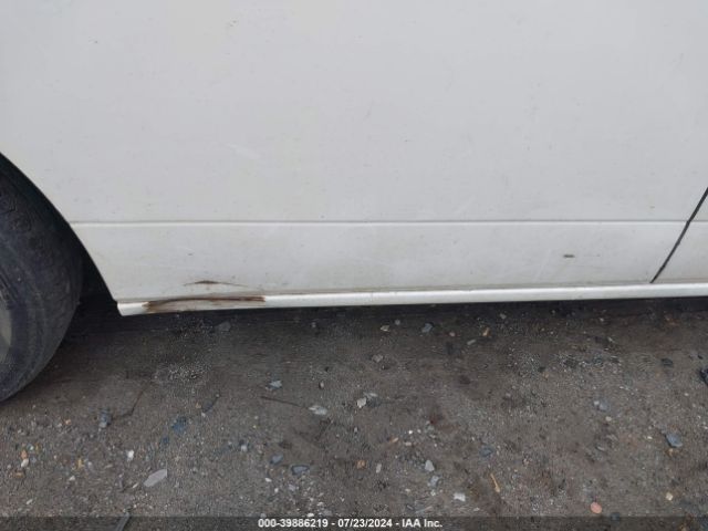 JN8AE2KP3E9102654 Nissan Quest Sv