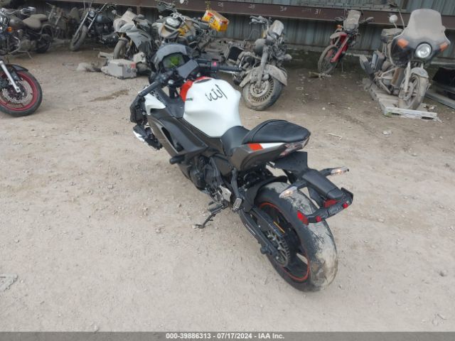 2023 KAWASAKI EX650 ML5EXER17PDA94744 Photo 2
