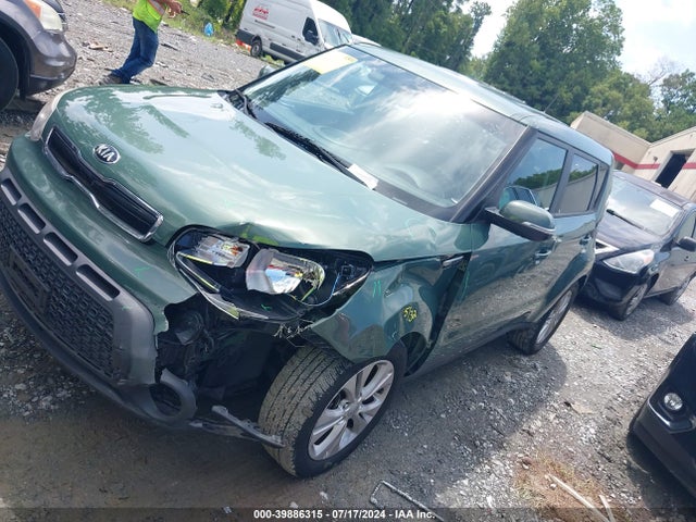 KIA SOUL + 2014 KNDJP3A55E7014437 Image 2