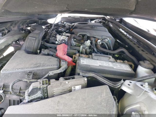 4T1C11AKXNU688892 Toyota CAMRY LE
