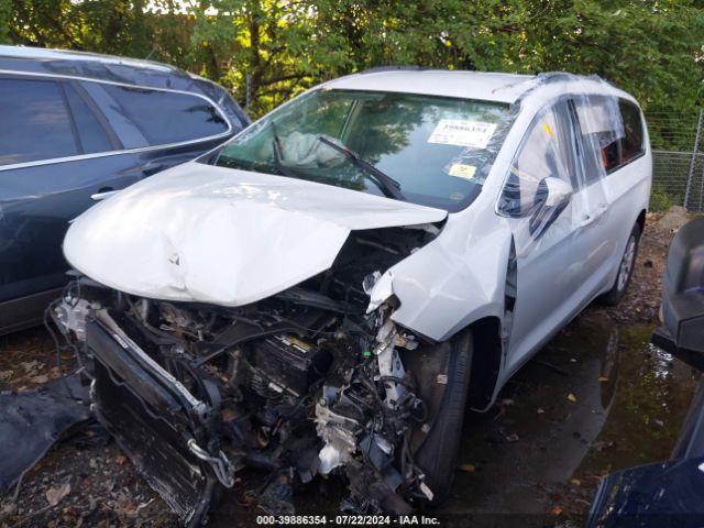2C4RC1DG2MR504640 Chrysler Voyager Lxi