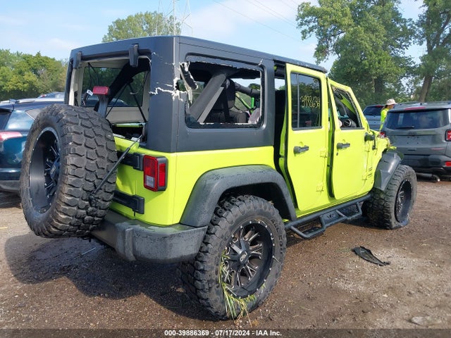 1C4BJWDG5HL509981 Jeep Wrangler Unlimited Sport 4x4
