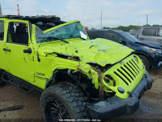 1C4BJWDG5HL509981 Jeep Wrangler Unlimited Sport 4x4