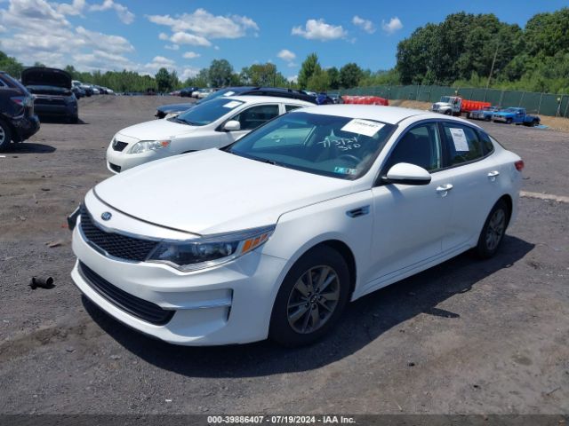 5XXGT4L10JG190903 KIA Optima Lx Turbo