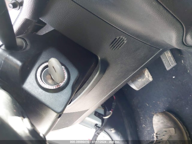 1C4BJWDG5GL134351 Jeep Wrangler Unlimited Sport