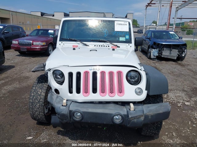 1C4BJWDG5GL134351 Jeep Wrangler Unlimited Sport