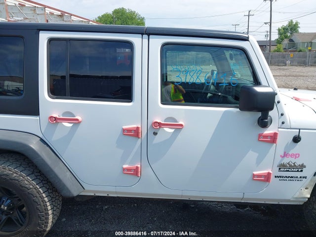 1C4BJWDG5GL134351 Jeep Wrangler Unlimited Sport