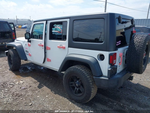 1C4BJWDG5GL134351 Jeep Wrangler Unlimited Sport