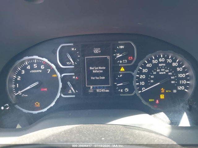 5TFHY5F12JX726976 Toyota Tundra Limited 5.7l V8