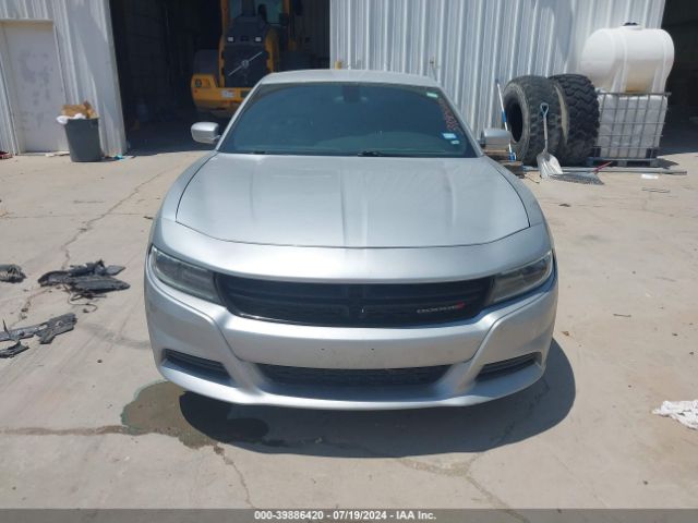 2C3CDXBGXKH743739 Dodge Charger Sxt Rwd