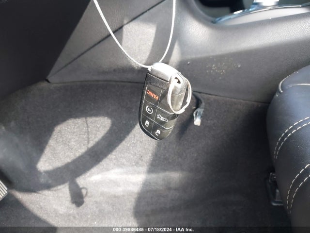 Chrysler 300 2020 2C3CCABG4LH168829 Image 11
