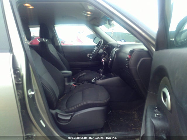 KIA SOUL + 2017 KNDJP3A54H7424473 Image 5