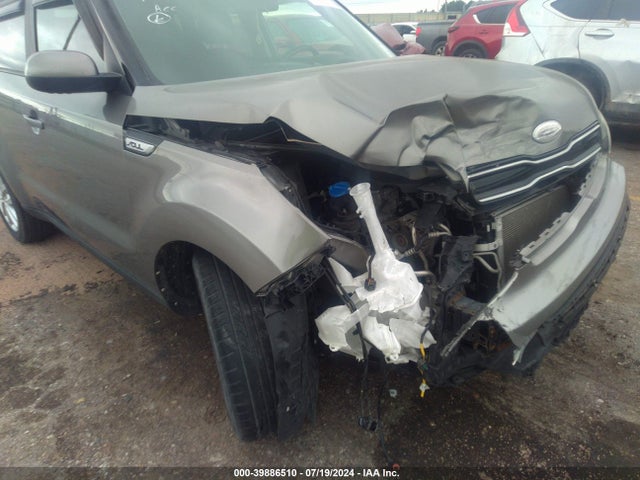 KIA SOUL + 2017 KNDJP3A54H7424473 Image 6
