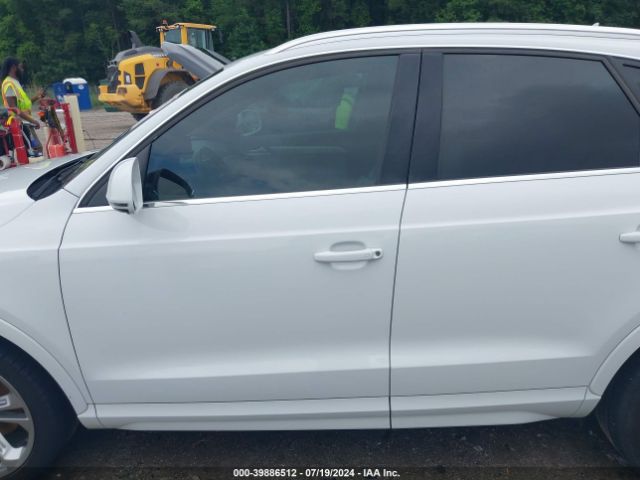 WA1HCCFS5HR013414 Audi Q3 2.0t Premium
