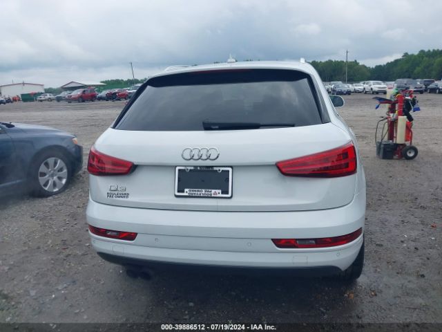 WA1HCCFS5HR013414 Audi Q3 2.0t Premium