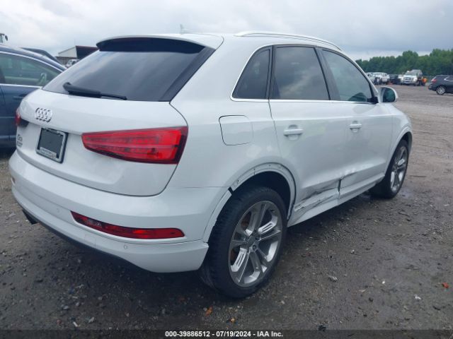 WA1HCCFS5HR013414 Audi Q3 2.0t Premium