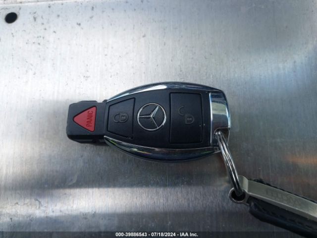 WDCGG8JB4EG333240 Mercedes-Benz Glk 350 4matic