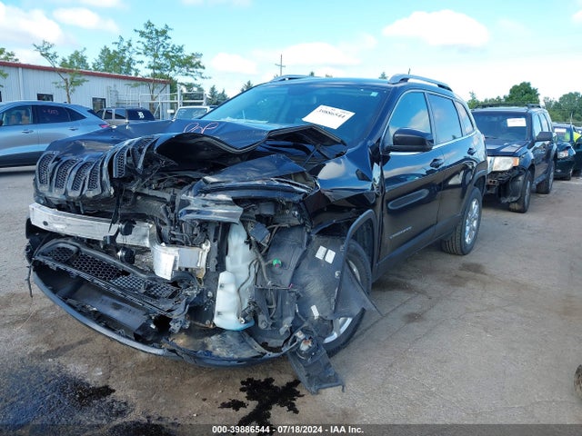 1C4PJMCS5HW530778 Jeep Cherokee Latitude 4x4