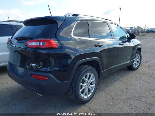 1C4PJMCS5HW530778 Jeep Cherokee Latitude 4x4