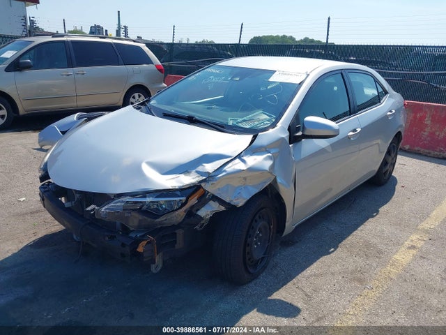Toyota COROLLA LE 2019 5YFBURHE9KP897801 Image 2