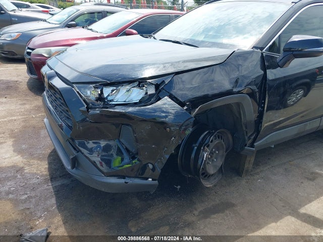 Toyota RAV4 LE 2020 JTMK1RFV6LD052730 Image 6