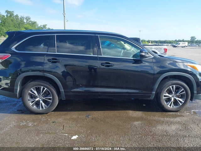 Toyota Highlander Xle V6 2016 5TDKKRFH6GS148200 Image 13
