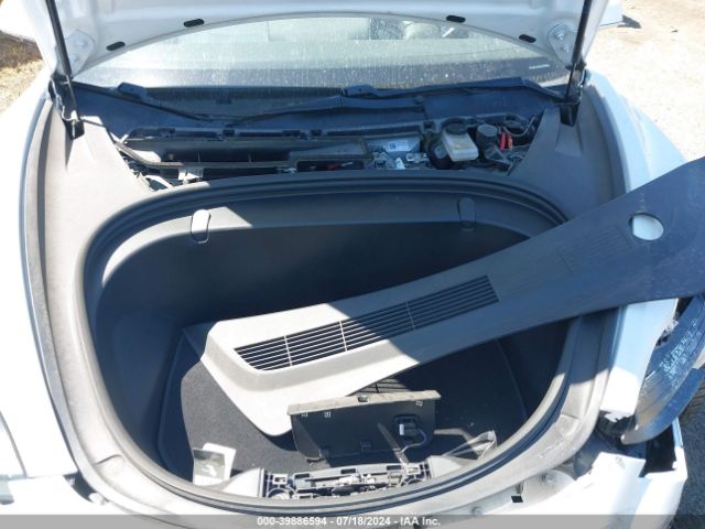 5YJ3E1EB1KF195559 Tesla Model 3 Long Range/performance