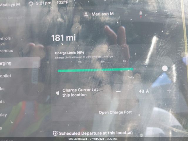 5YJ3E1EB1KF195559 Tesla Model 3 Long Range/performance