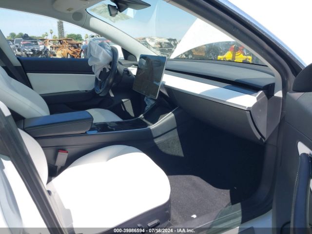 5YJ3E1EB1KF195559 Tesla Model 3 Long Range/performance