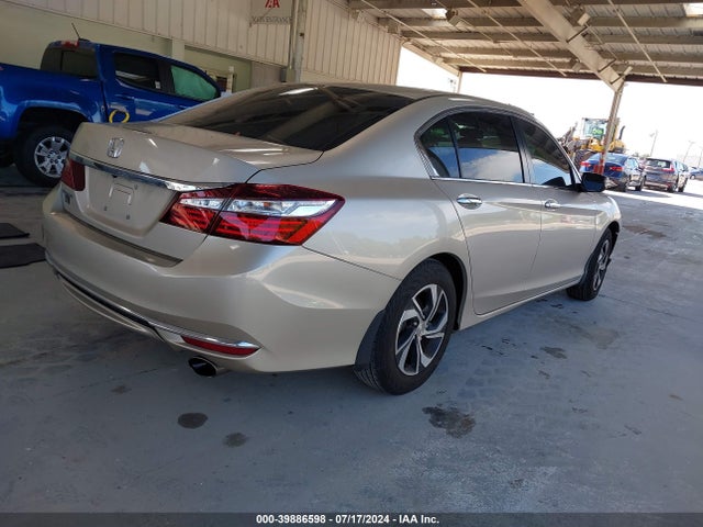 Honda ACCORD LX 2017 1HGCR2F39HA257312 Image 4