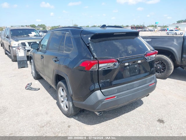 Toyota Rav4 Xle 2019 JTMW1RFV9KD024842 Image 3