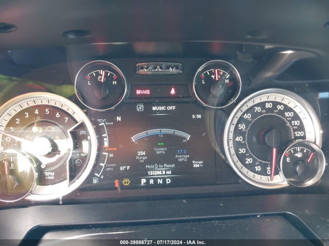 1C6RR6LT8KS539454 RAM 1500 Classic Lone Star  4x2 5'7 Box