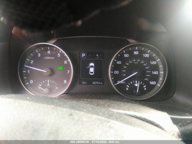 5NPD84LF2JH300998 Hyundai ELANTRA SEL