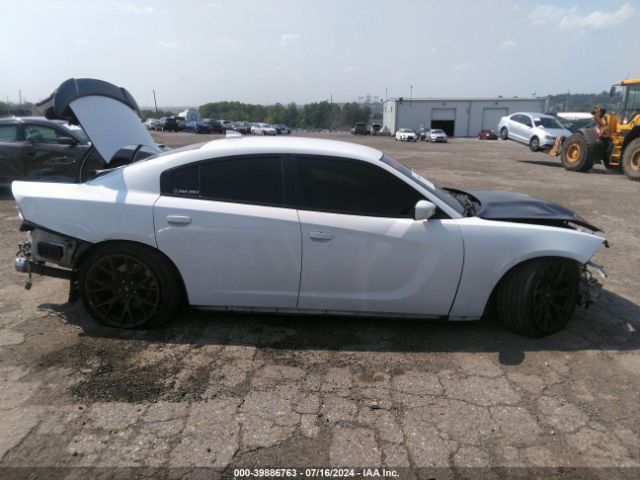 2C3CDXGJ5KH621925 Dodge Charger Scat Pack Rwd