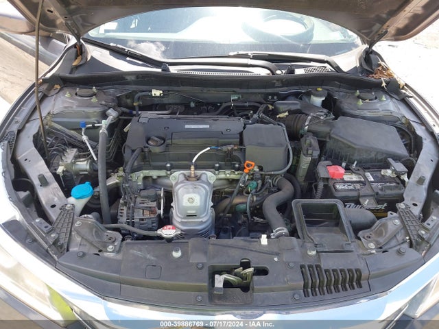 1HGCR2F31HA271852 Honda ACCORD LX