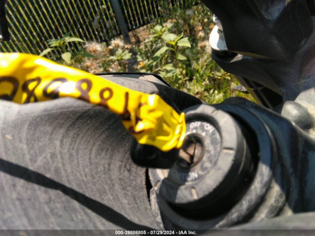 2021 YAMAHA MT09 JYARN71E6MA001130 Photo 10