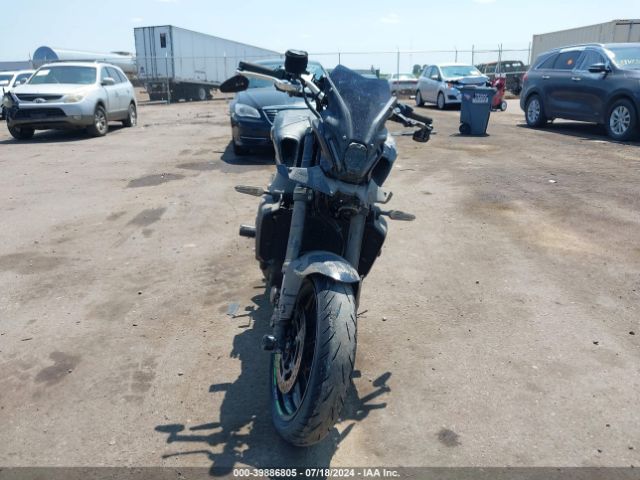 2021 YAMAHA MT09 JYARN71E6MA001130 Photo 4