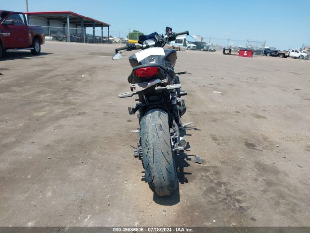 2021 YAMAHA MT09 JYARN71E6MA001130 Photo 5
