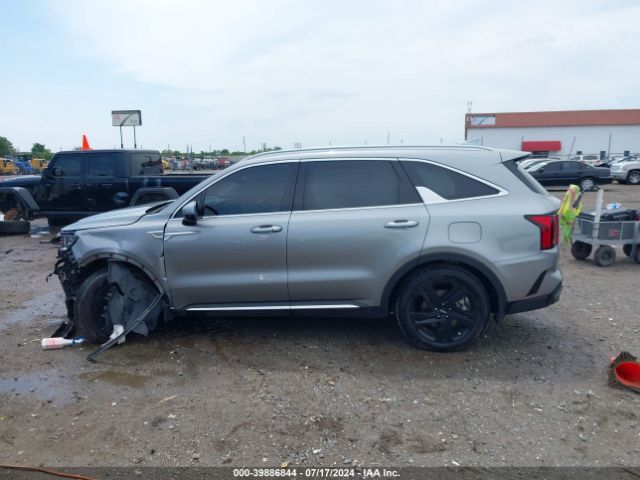 KNDRHDLG7P5205604 KIA Sorento Hybrid Ex