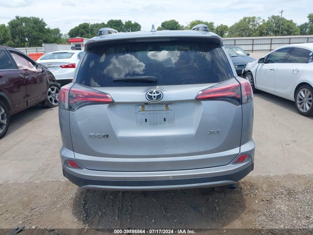 Toyota Rav4 Xle 2018 2T3WFREV6JW505085 Image 16