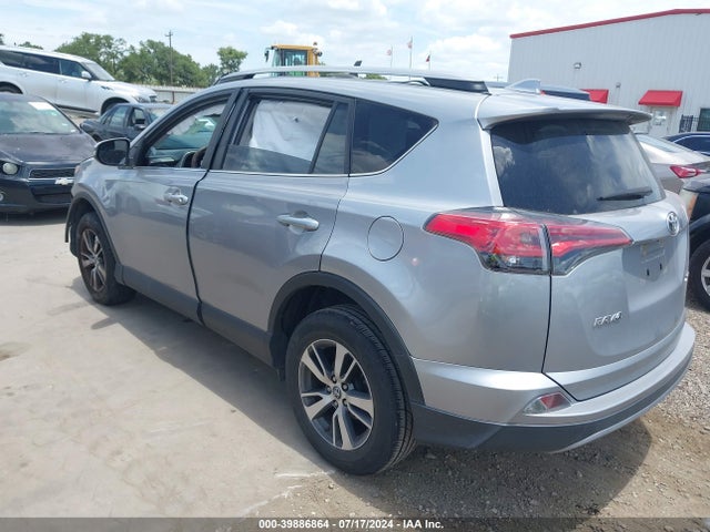 Toyota Rav4 Xle 2018 2T3WFREV6JW505085 Image 3