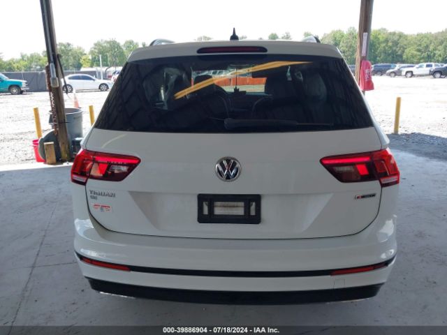 3VV2B7AX5MM079869 Volkswagen Tiguan 2.0t Se/2.0t Se R-line Black/2.0t Sel