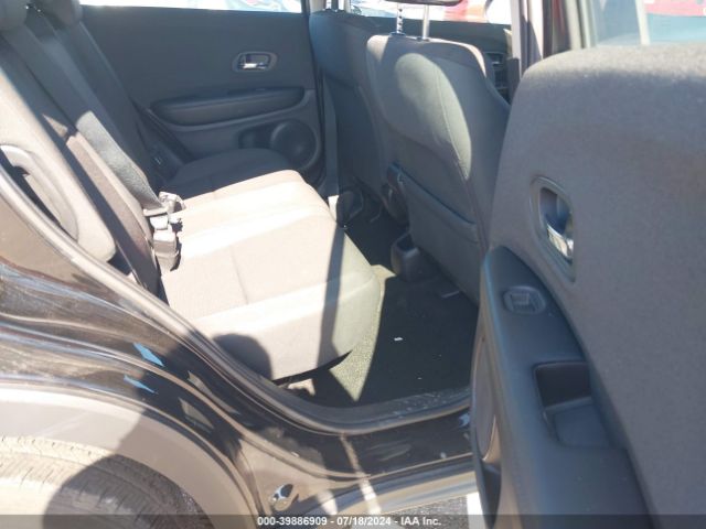3CZRU6H3XMM748197 Honda Hr-v Awd Lx