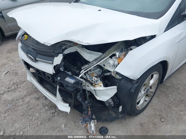 Ford FOCUS SE 2014 1FADP3F21EL166854 Image 6