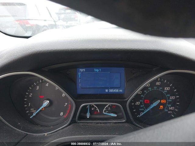 Ford FOCUS SE 2014 1FADP3F21EL166854 Image 7