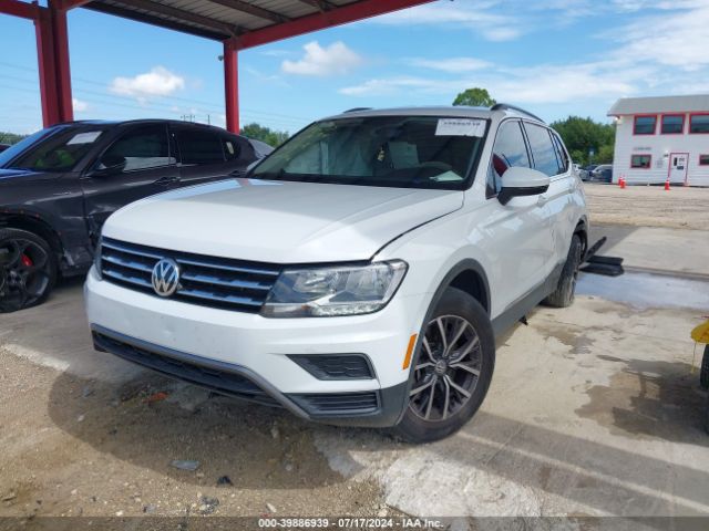 3VV3B7AX9LM181470 Volkswagen Tiguan 2.0t Se/2.0t Se R-line Black/2.0t Sel