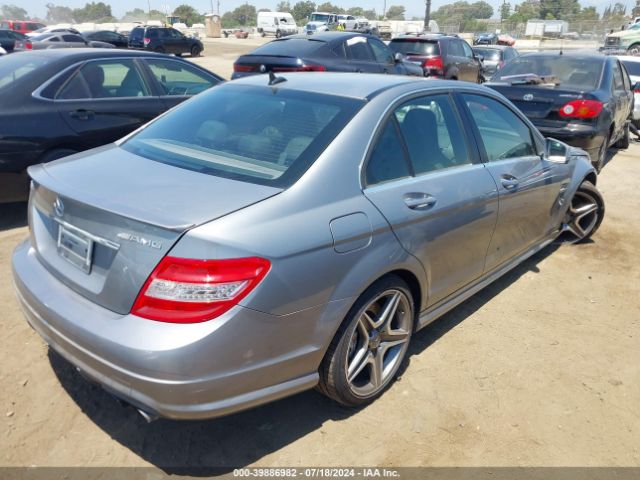 2011 MERCEDES-BENZ C 63 AMG WDDGF7HB6BF537778 Photo 3
