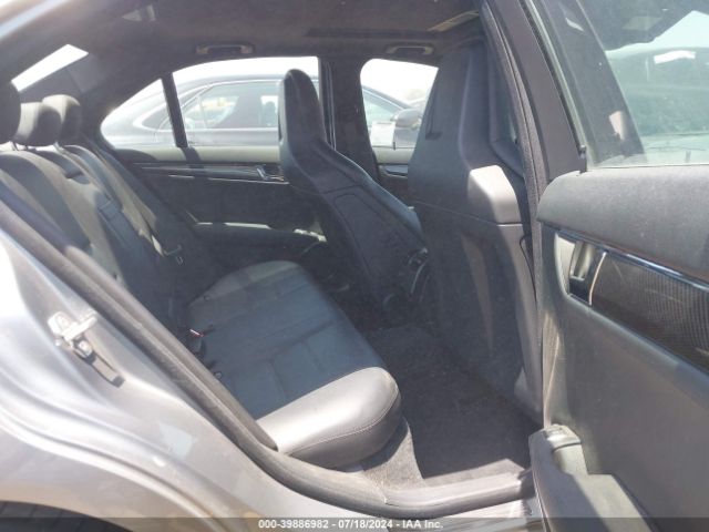 2011 MERCEDES-BENZ C 63 AMG WDDGF7HB6BF537778 Photo 7